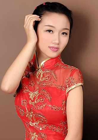 Hundreds of gorgeous pictures: Yi from Chongqing, Asian member in Dating profile