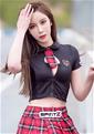 Beautiful pictures: caring Asian member member Si