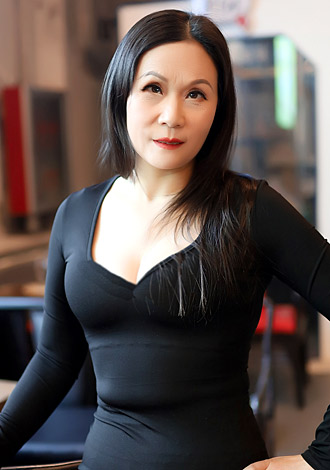 Most gorgeous profiles: Wei Hong from Zhengzhou, blue sapphire, Asian member